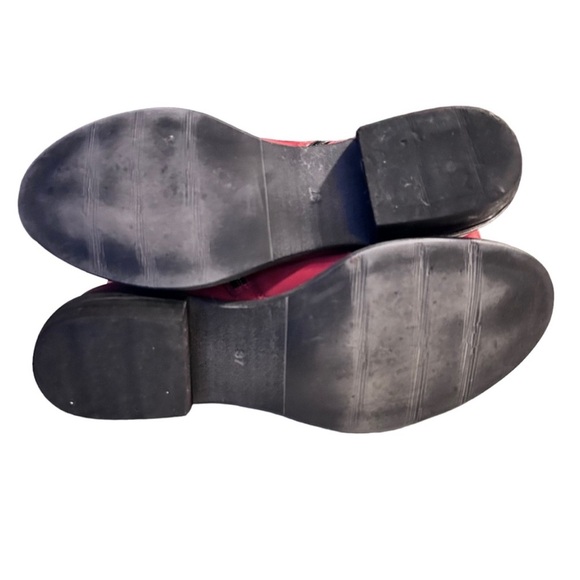 Arnold Churgin Red Nubuck Suede Block Heel
Zip Up Ankle Boots Size 6.5 - Picture 10 of 11